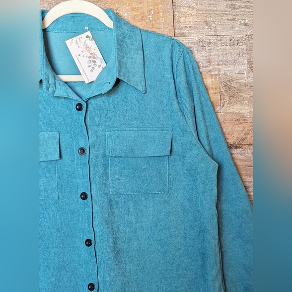 NWT Original Design Aztec Turquoise Cordoroy Shacket With Conchos - Picture 15 of 16